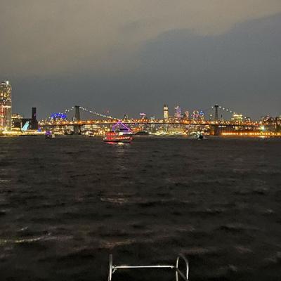 Nyc Boat Cruise Statue Of Liberty From Westchester